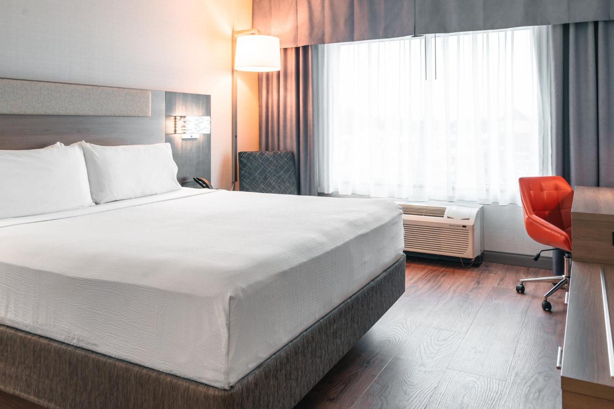 Holiday Inn Express Kingston Central By Ihg Экстерьер фото