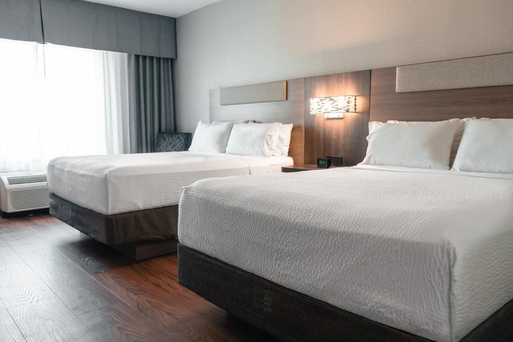 Holiday Inn Express Kingston Central By Ihg Экстерьер фото